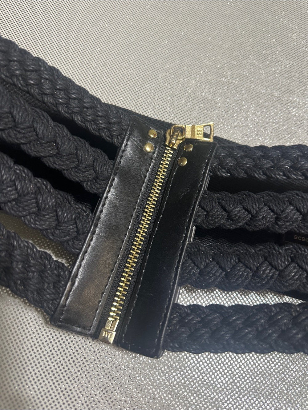 BCBG women’s Braided Waist Belt with Gold Zip Accent size medium - Picture 2 of 6